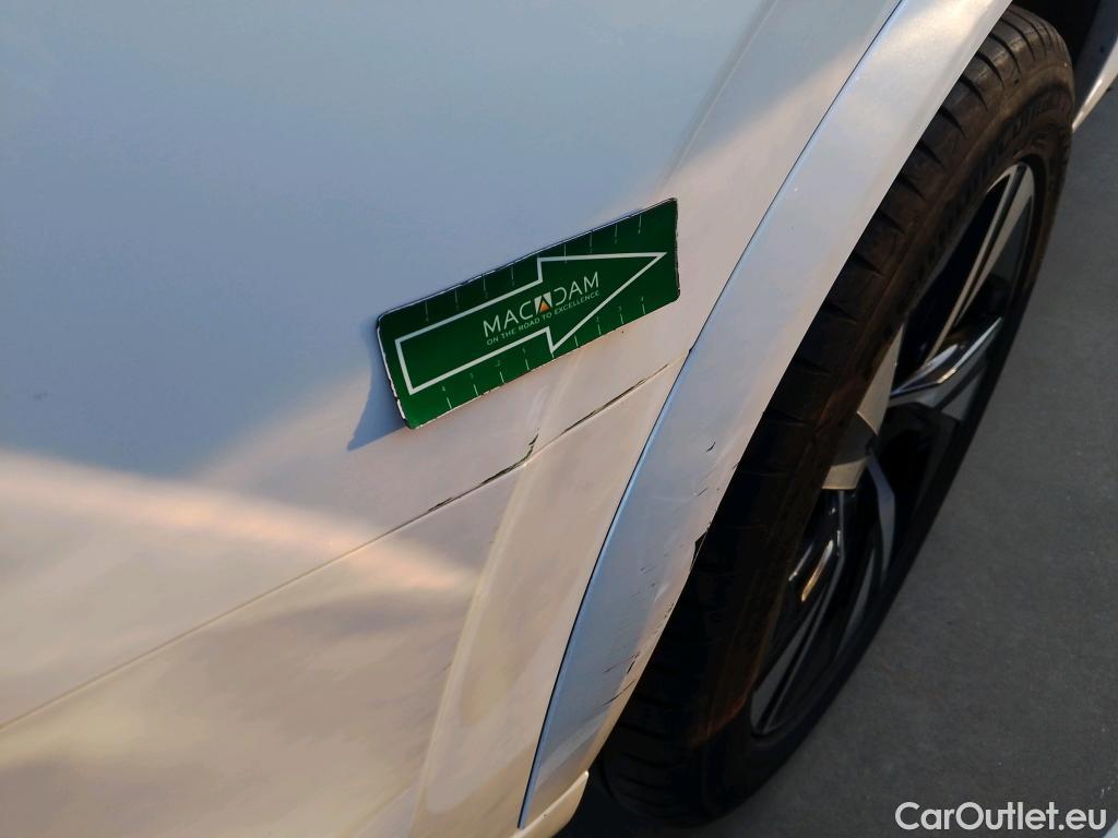  Volvo  XC90 VOLVO  / 2019 / 5P / todoterreno 2.0 T8 AWD R-Design Auto #6