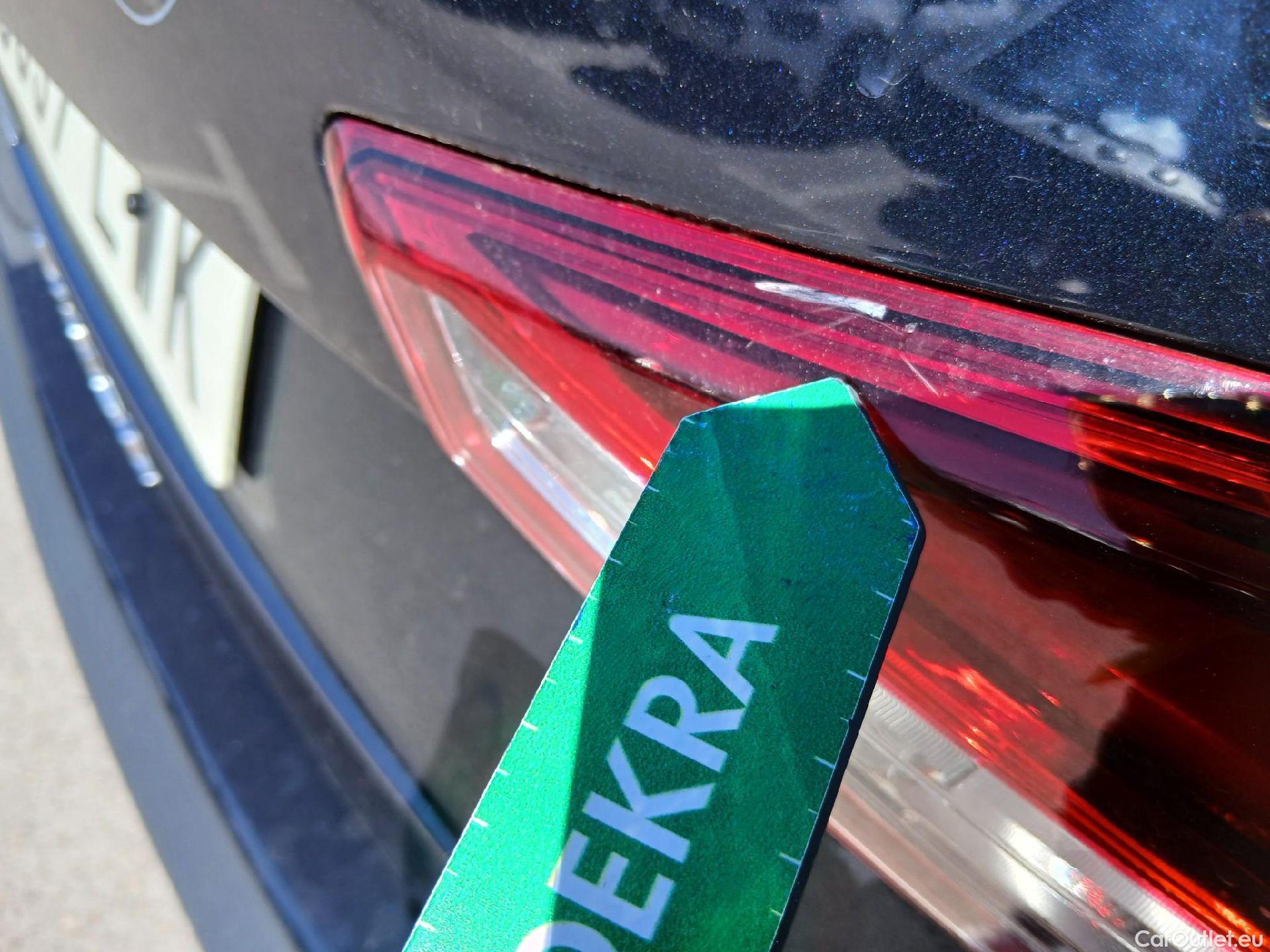  Seat  Arona SEAT  / 2021 / 5P / todoterreno 1.5 TSI 110kW (150CV) DSG FR Plus(SP) #23