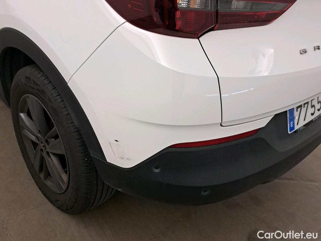  Opel   Grandland X OPEL Grandland / 2021 / 5P / todoterreno 1.5 CDTi Business Edition Auto #9