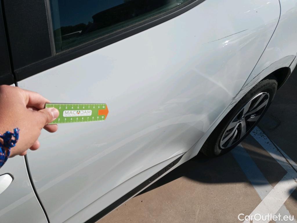  Renault  Clio RENAULT  / 2019 / 5P / berlina con portón Equilibre Blue dCi 74kW (100CV) #18