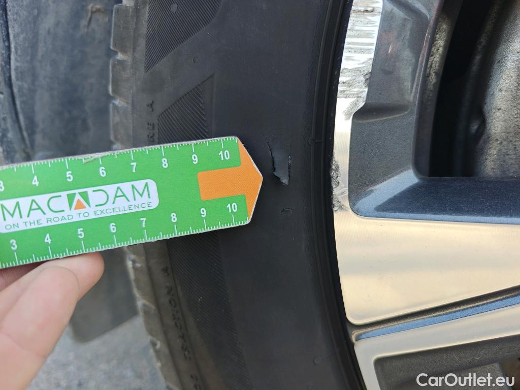  Volvo  XC60 VOLVO  / 2017 / 5P / todoterreno 2.0 B4 D Inscription Auto #4