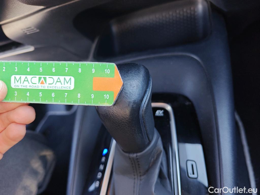  Toyota  Corolla TOYOTA  / 2019 / 5P / familiar 1.8 125H ACTIVE TECH E-CVT TOU SPORT #47