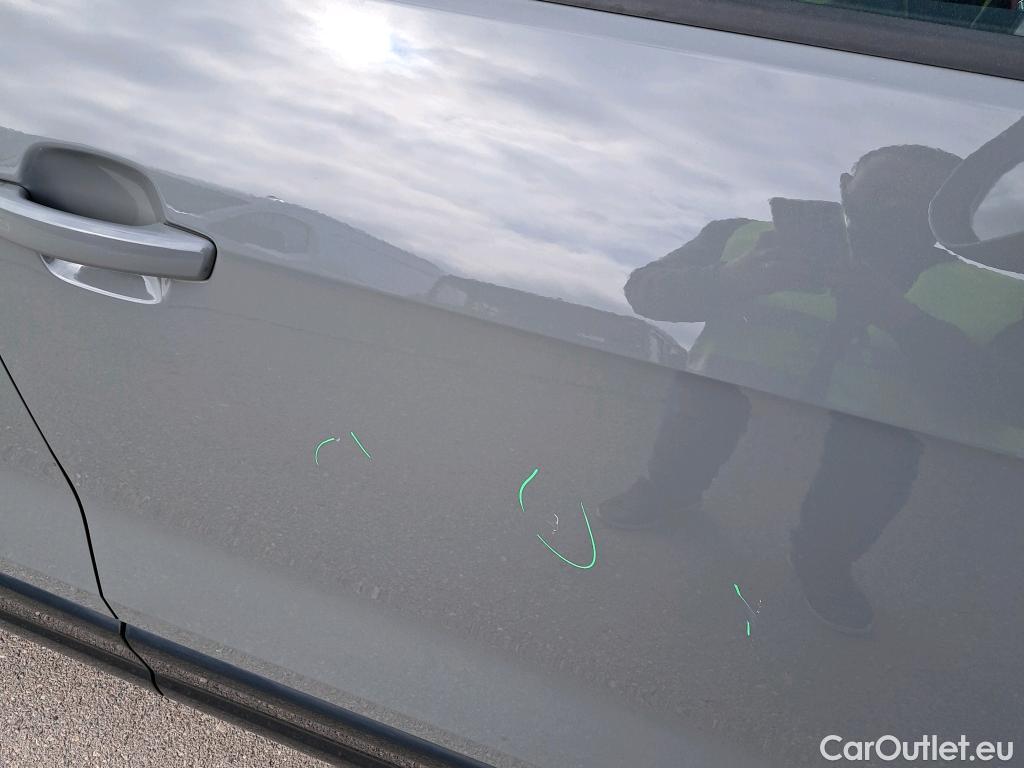  Audi  Q2 AUDI  / 2016 / 5P / todoterreno Design 30 TFSI 85kW (116CV) #1