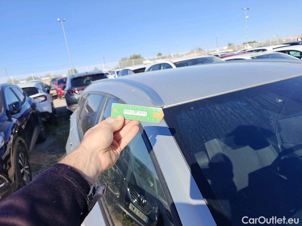  Toyota  Corolla TOYOTA  / 2019 / 5P / familiar 1.8 125H ACTIVE TECH E-CVT TOU SPORT #18