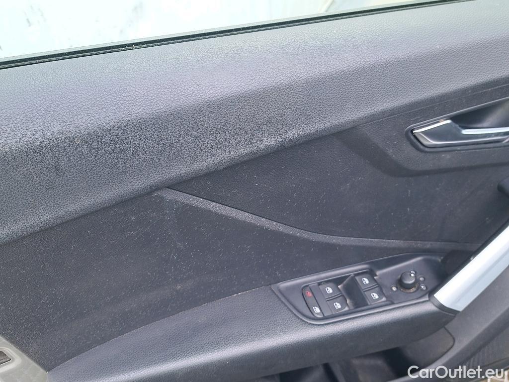  Audi  Q2 AUDI  / 2016 / 5P / todoterreno Design 30 TFSI 85kW (116CV) #13