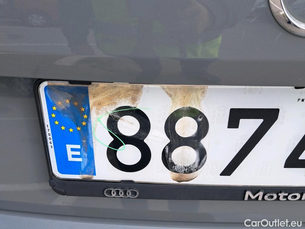  Audi  Q2 AUDI  / 2016 / 5P / todoterreno Design 30 TFSI 85kW (116CV) #24