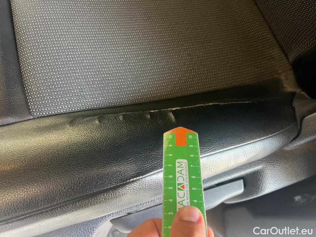  Toyota  Proace TOYOTA  / 2016 / 4P / furgón FU. MEDIO (L1) 2.0D 90kW COMFORT CARGA + #31