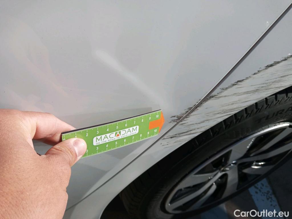  Renault  Clio RENAULT  / 2019 / 5P / berlina con portón Equilibre Blue dCi 74kW (100CV) #17