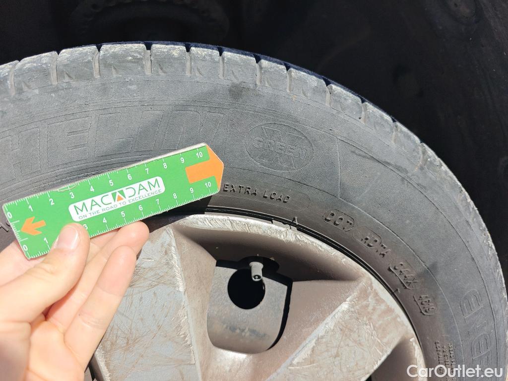  Renault  Kangoo RENAULT  Combi / 2013 / 4P / combi Profesional M1-AF Blue dCi 70 kW (95CV) (CX) #57