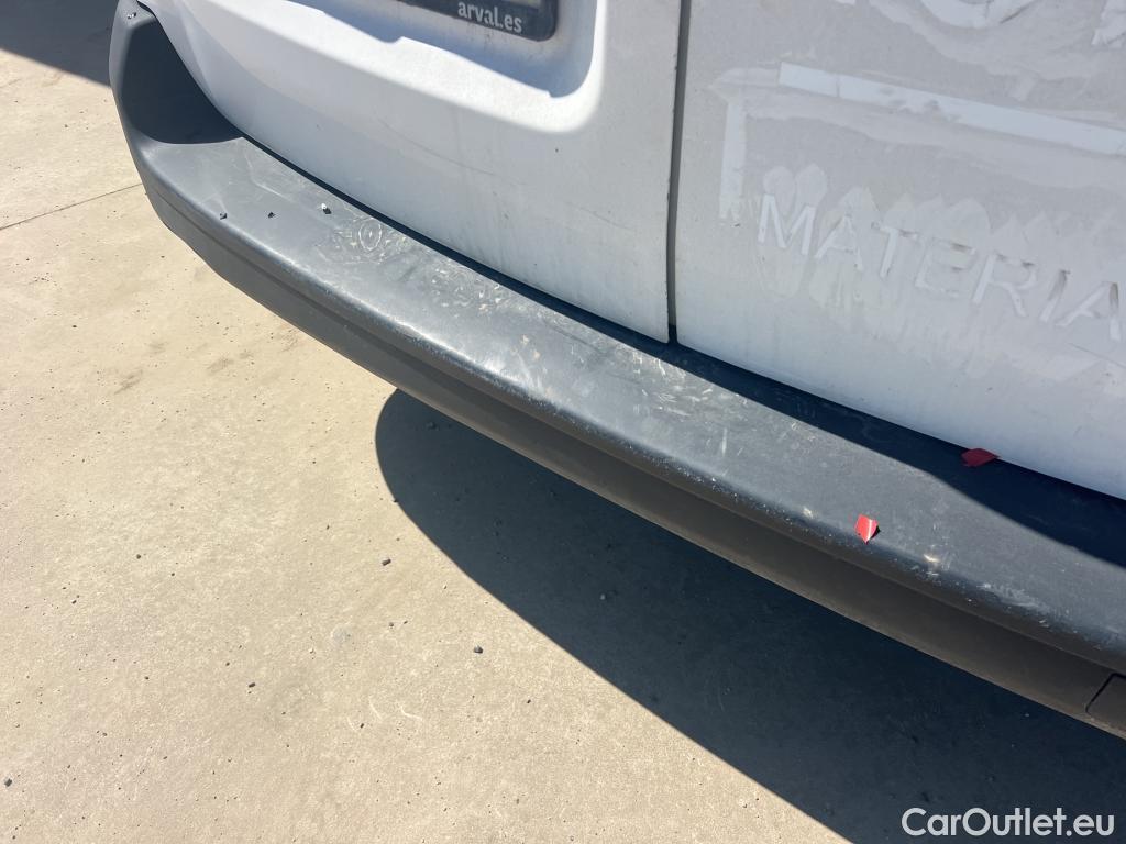  Toyota  Proace TOYOTA  / 2016 / 4P / furgón FU. MEDIO (L1) 2.0D 90kW COMFORT CARGA + #33