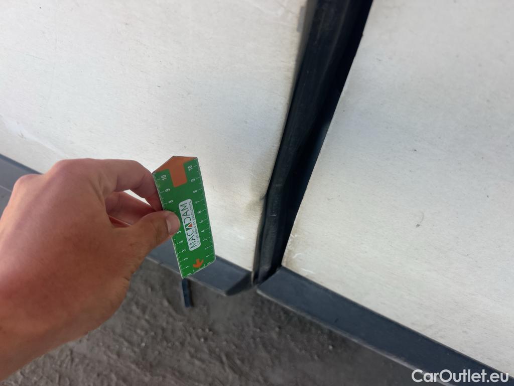  Toyota  Proace TOYOTA  / 2016 / 4P / furgón FU. MEDIO (L1) 2.0D 90kW COMFORT CARGA + #4