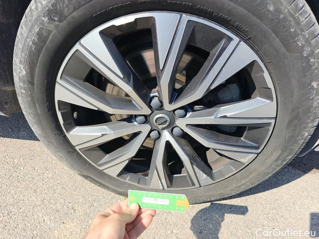  Volvo  XC60 VOLVO  / 2017 / 5P / todoterreno 2.0 B4 D Inscription Auto #13