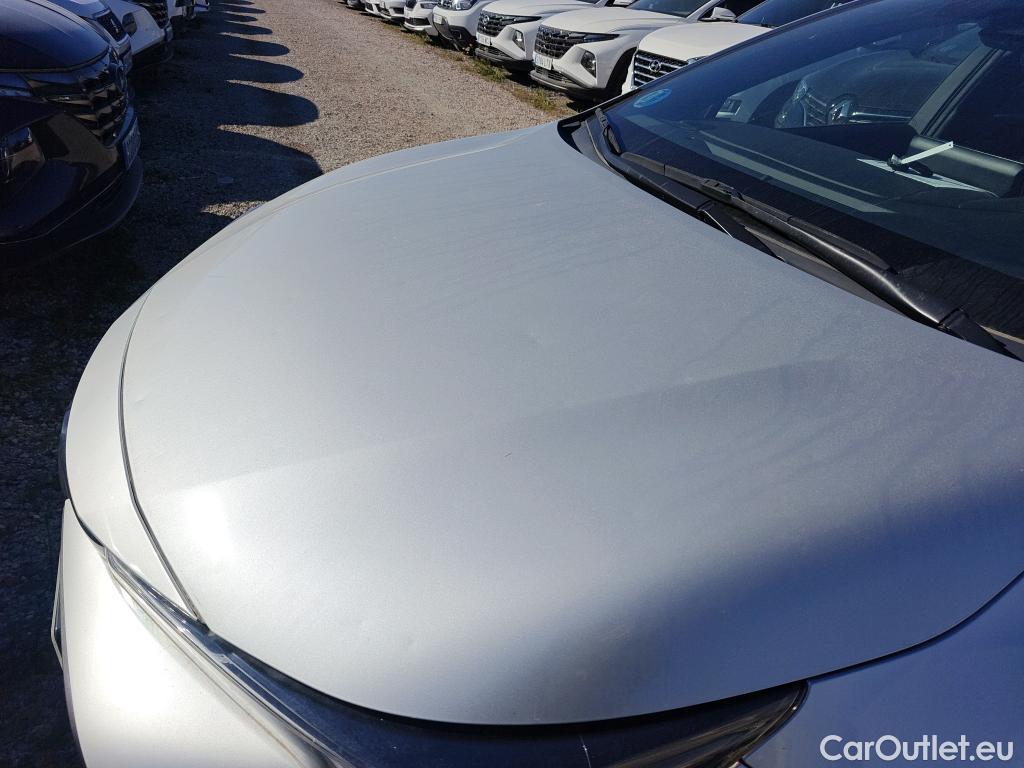  Toyota  Corolla TOYOTA  / 2019 / 5P / familiar 1.8 125H ACTIVE TECH E-CVT TOU SPORT #9