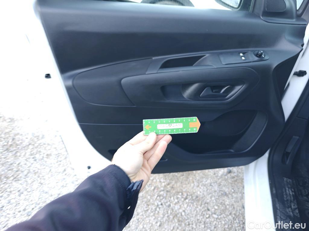  Citroen  Berlingo  Combi Live Pack Business M 1.5 BlueHDi 100CV MT6 E6d #33