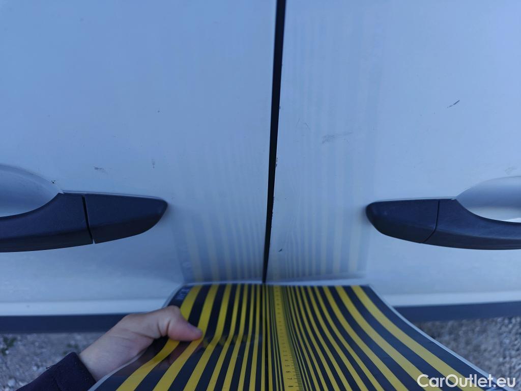  Citroen  Berlingo  Combi Live Pack Business M 1.5 BlueHDi 100CV MT6 E6d #10