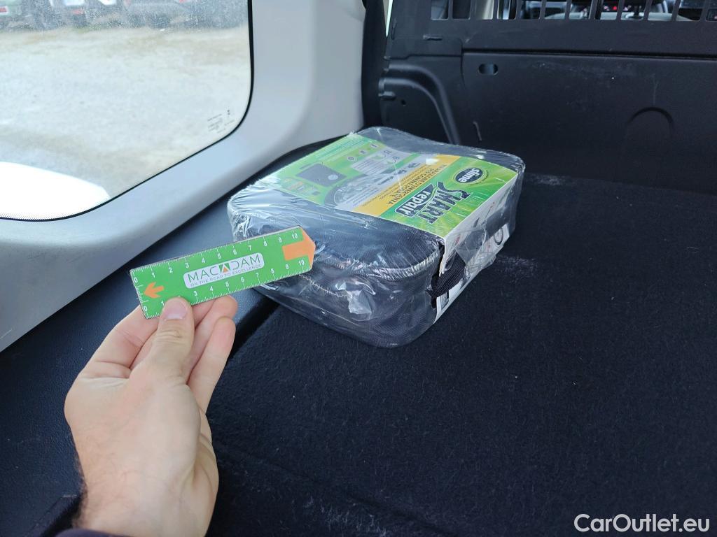  Citroen  Berlingo  Combi Live Pack Business M 1.5 BlueHDi 100CV MT6 E6d #61