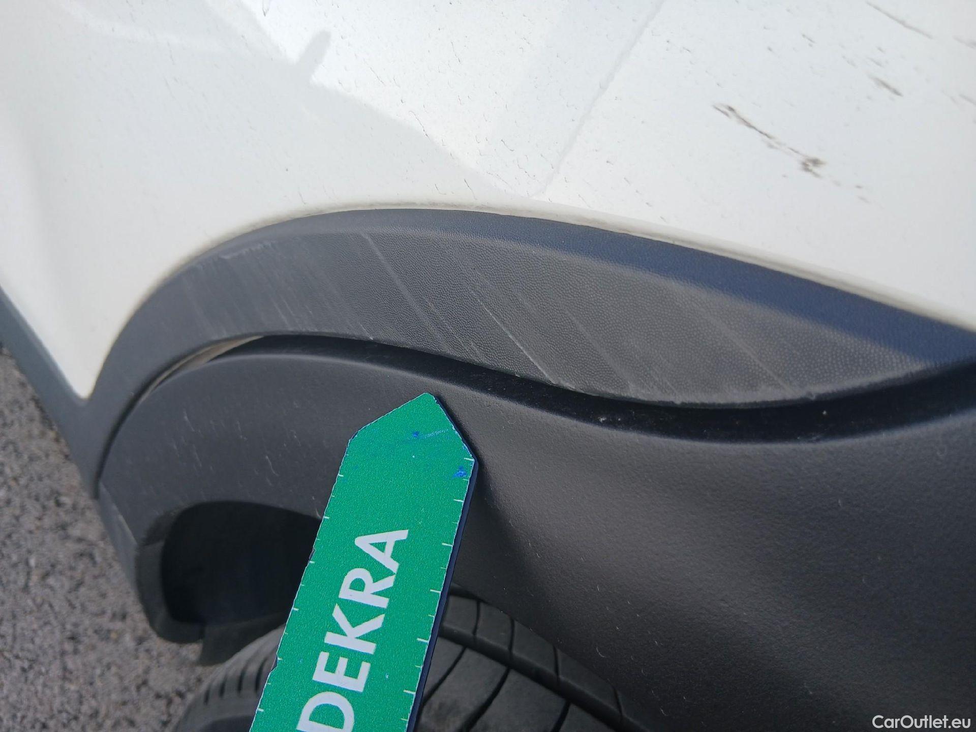  KIA  STONIC KIA  / 2017 / 5P / todoterreno 1.0 T-GDi 74kW (100CV) MHEV iMT Drive #18