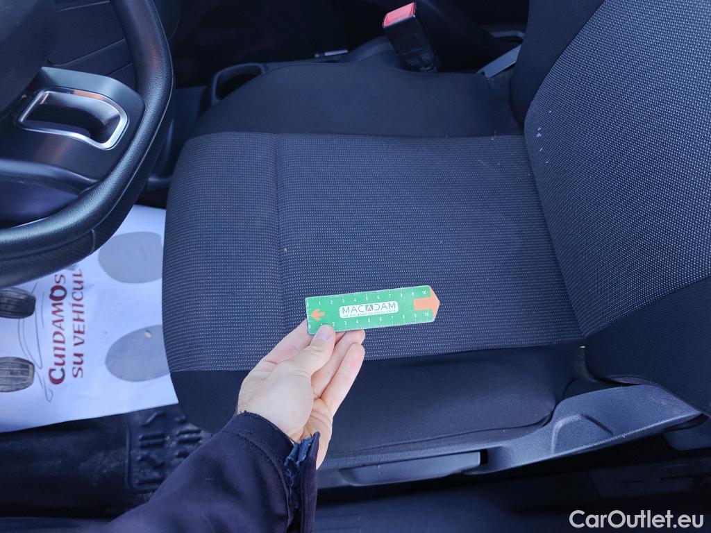  Citroen  Berlingo  Combi Live Pack Business M 1.5 BlueHDi 100CV MT6 E6d #15