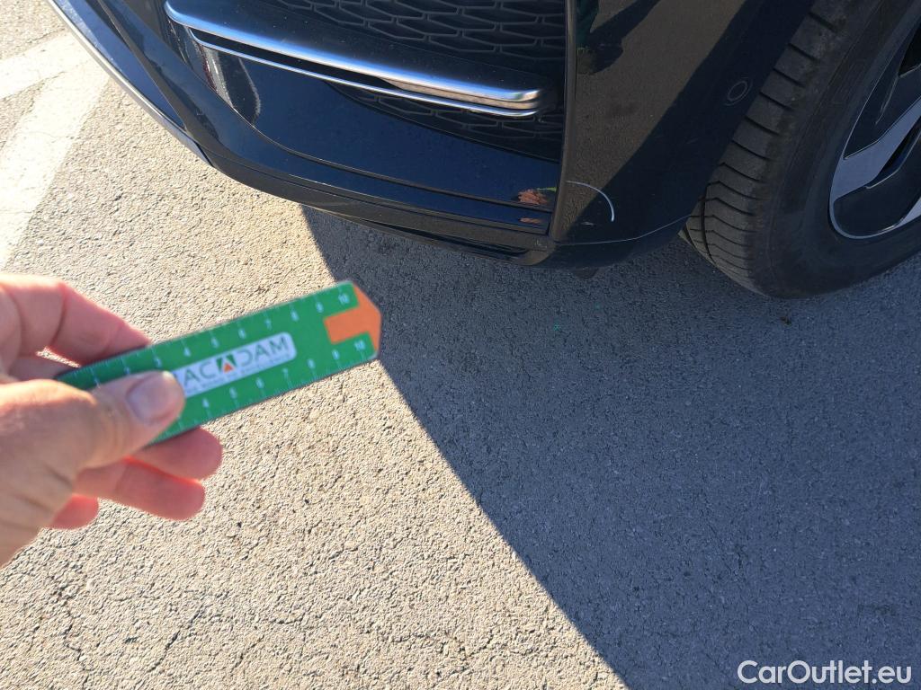  Jaguar  F-PACE JAGUAR  / 2020 / 5P / todoterreno 2.0D I4 204PS AWD Auto MHEV Standard S #17