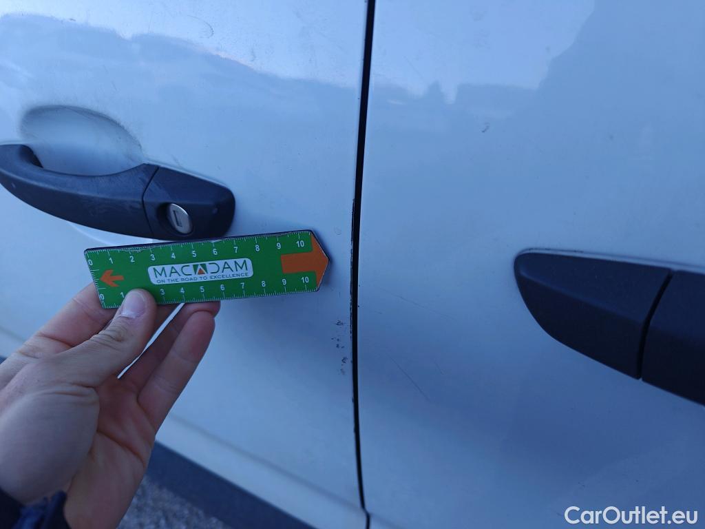  Citroen  Berlingo  Combi Live Pack Business M 1.5 BlueHDi 100CV MT6 E6d #14