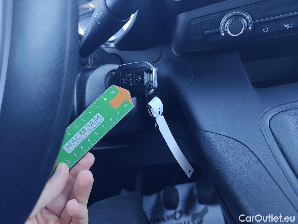  Citroen  Berlingo  Combi Live Pack Business M 1.5 BlueHDi 100CV MT6 E6d #2