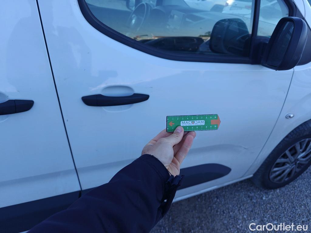  Citroen  Berlingo  Combi Live Pack Business M 1.5 BlueHDi 100CV MT6 E6d #9