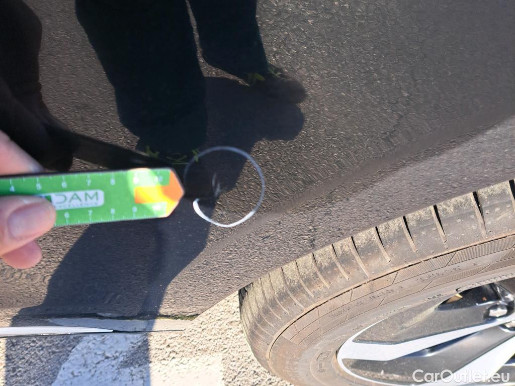  Jaguar  F-PACE JAGUAR  / 2020 / 5P / todoterreno 2.0D I4 204PS AWD Auto MHEV Standard S #20