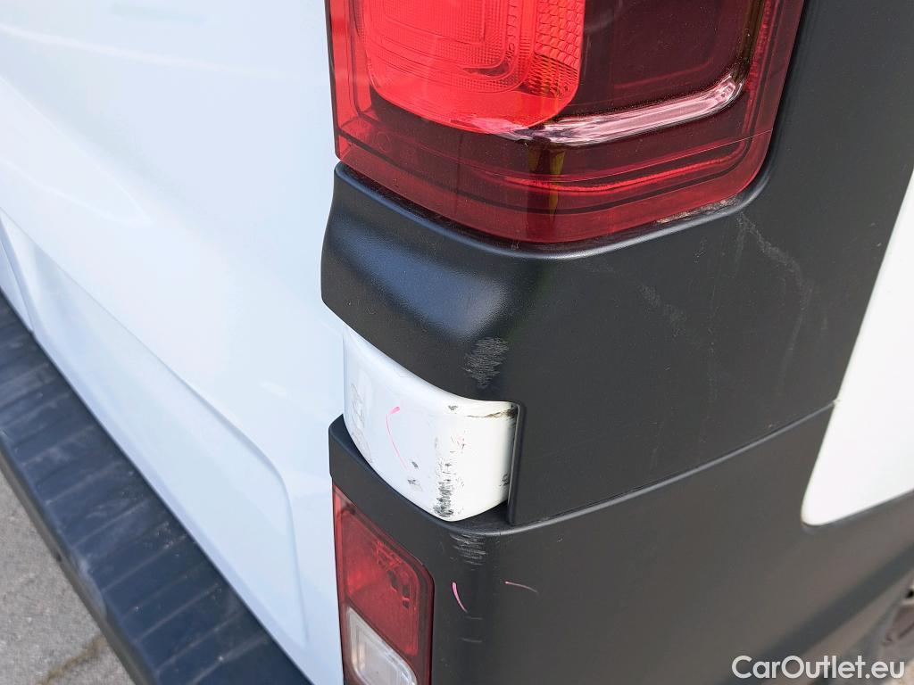  Nissan  NV300 NISSAN  / 2016 / 4P / furgón 2.0dCi 88kW (120CV) L1H1 1T Optima #24