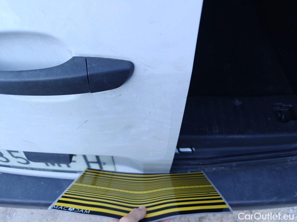  Citroen  Berlingo  Combi Live Pack Business M 1.5 BlueHDi 100CV MT6 E6d #6