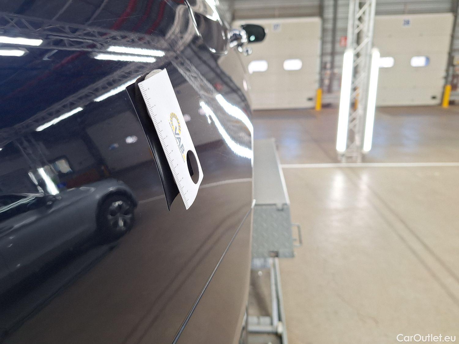  Mercedes  E-Klasse Mercedes, E-Class Break FL'20, Mercedes-Benz  Break E 220d 5d #38