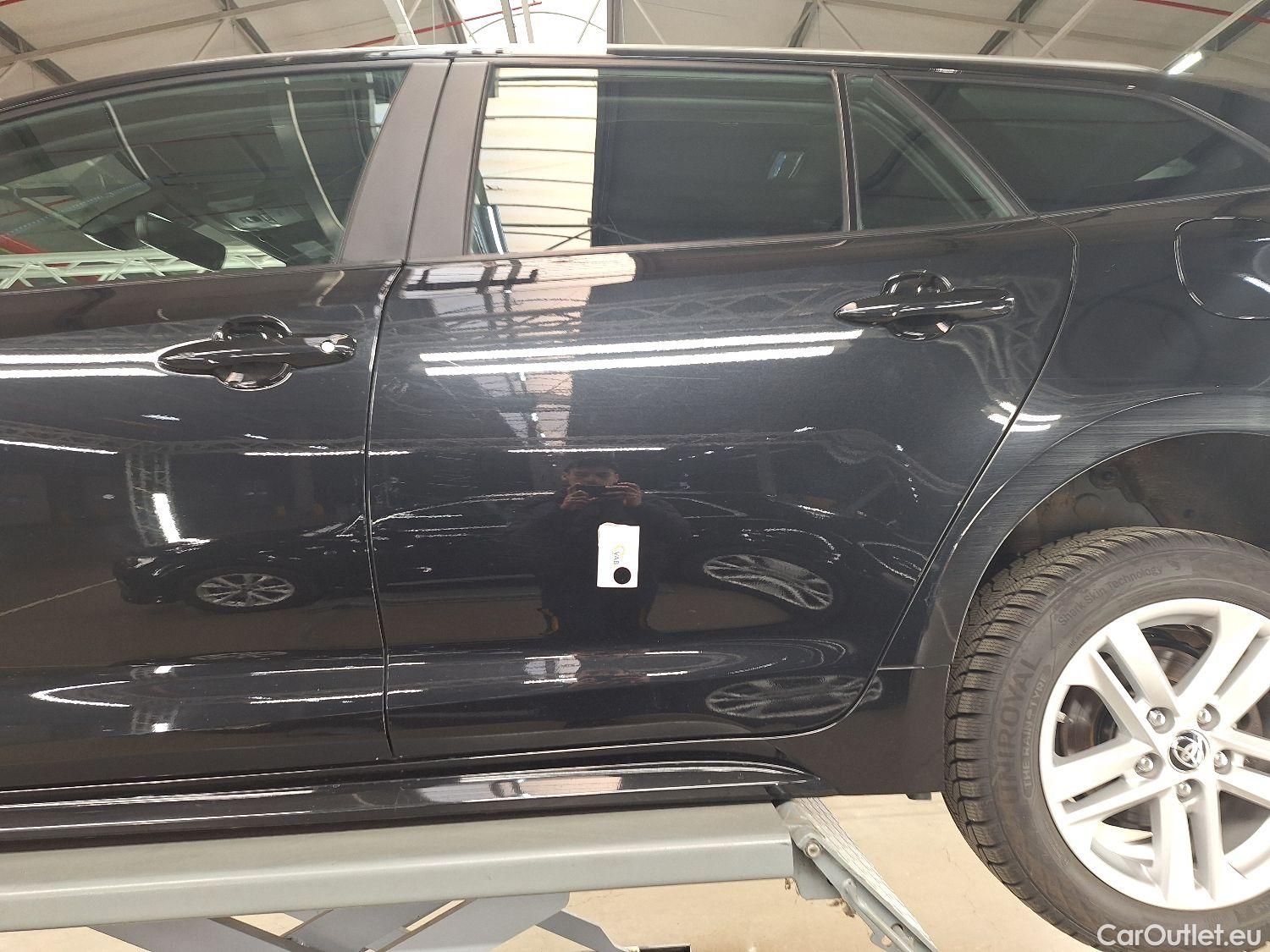  Toyota  Corolla Toyota,  TS '19, Toyota  Touring Sports 1.8 Hybrid Dynamic e #49