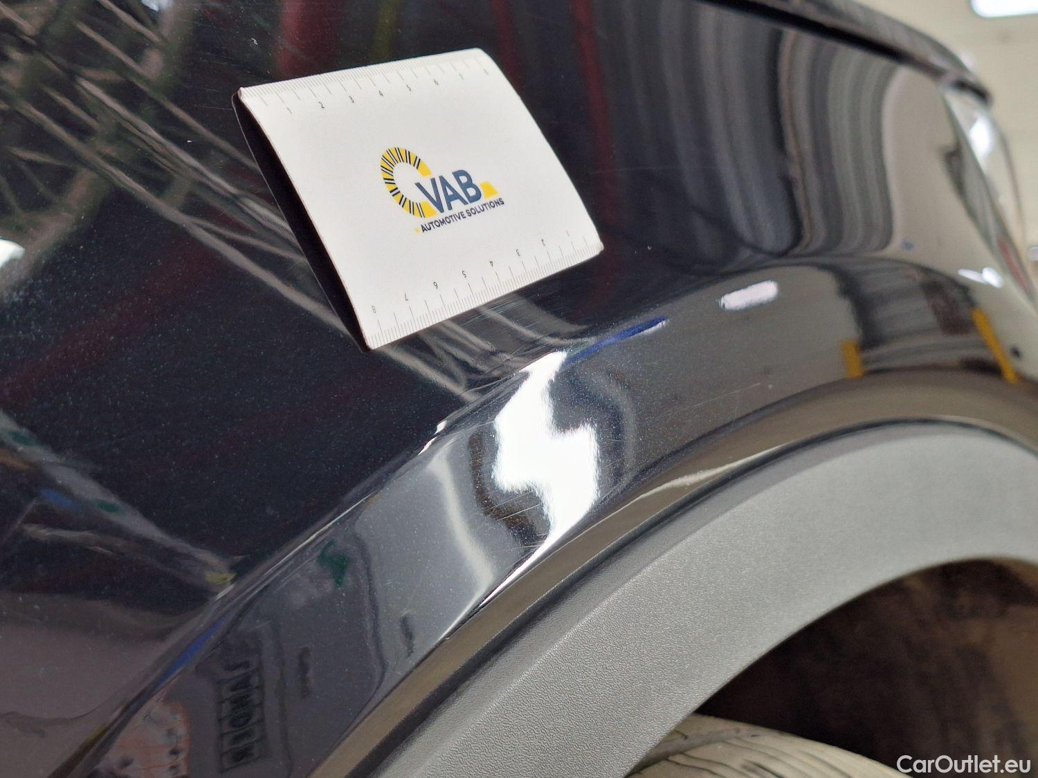  Volvo  XC 40 Volvo, XC40 '17, Volvo XC40 T3 Geartronic R-Design 5d #5