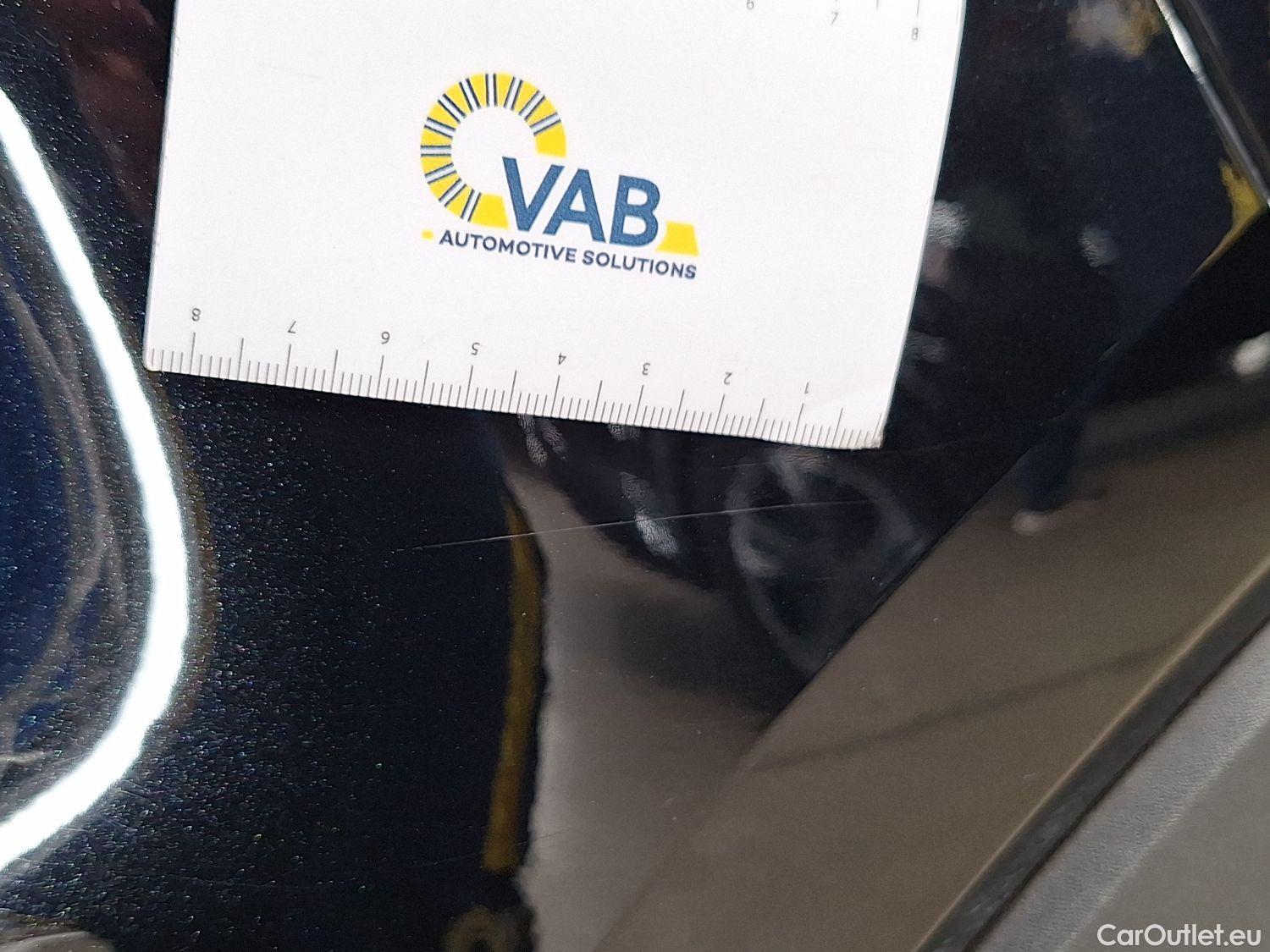  Volvo  XC 40 Volvo, XC40 '17, Volvo XC40 T3 Geartronic R-Design 5d #17