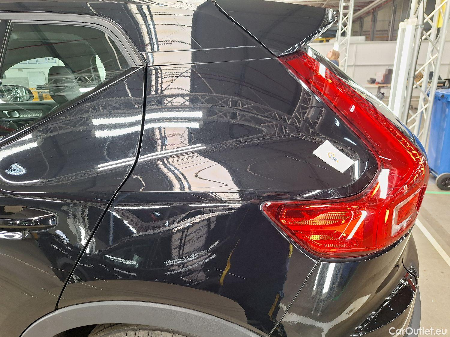  Volvo  XC 40 Volvo, XC40 '17, Volvo XC40 T3 Geartronic R-Design 5d #60