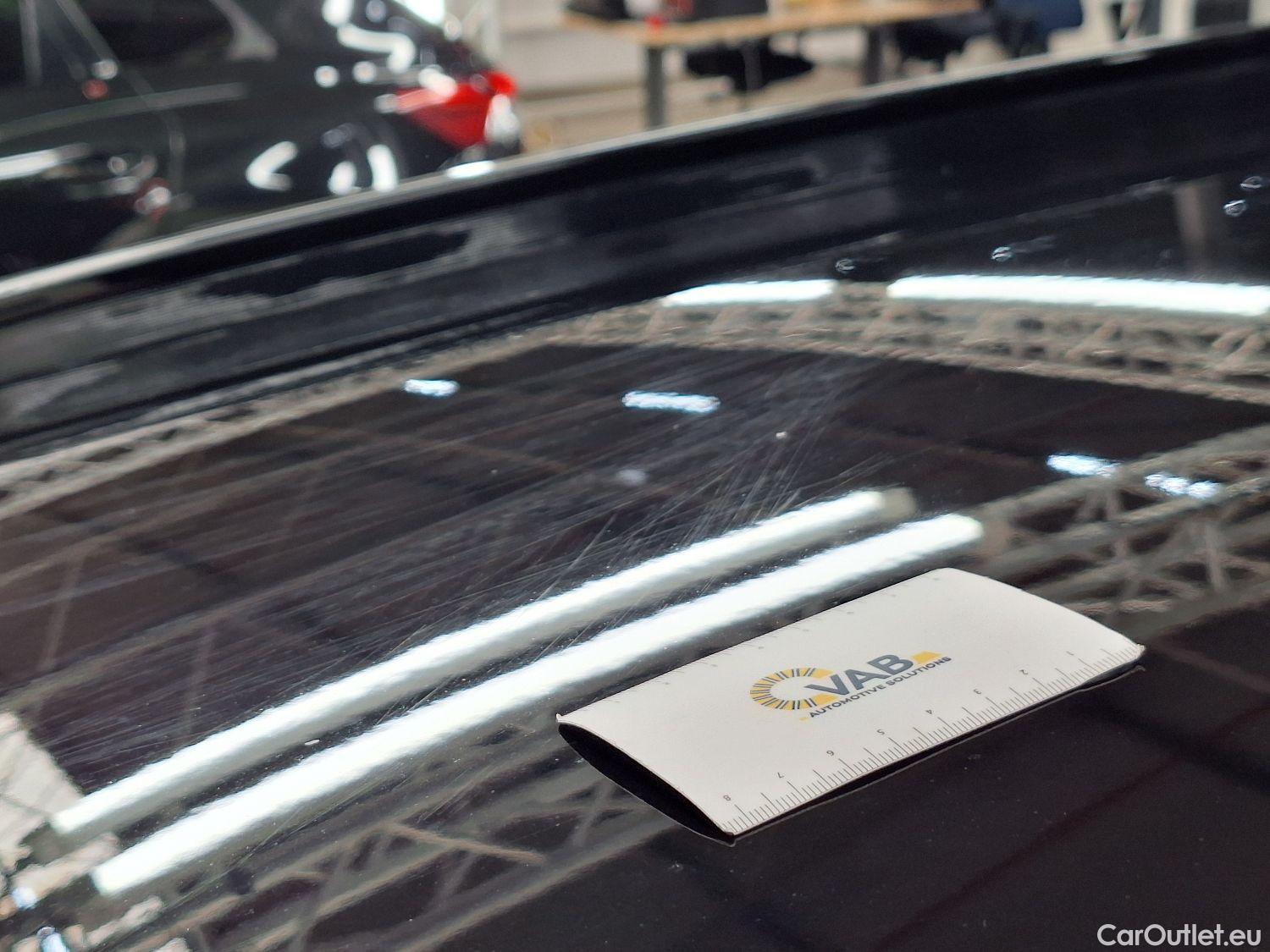  Volvo  XC 40 Volvo, XC40 '17, Volvo XC40 T3 Geartronic R-Design 5d #76