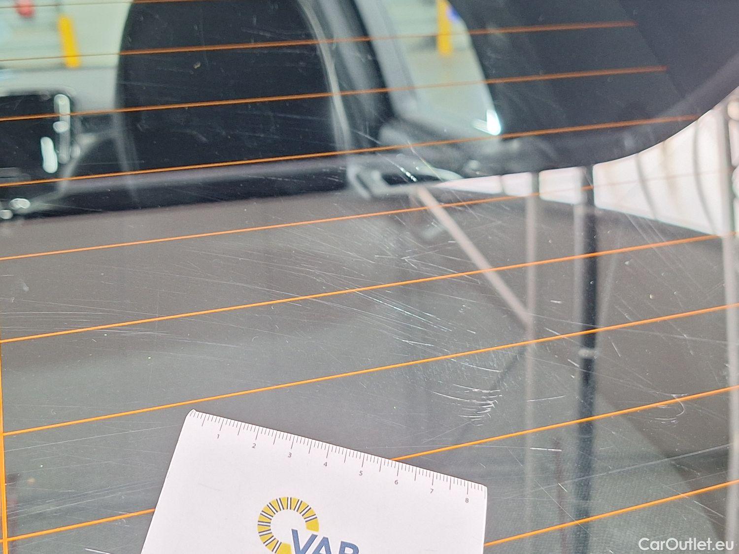  Volvo  XC 40 Volvo, XC40 '17, Volvo XC40 T3 Geartronic R-Design 5d #55