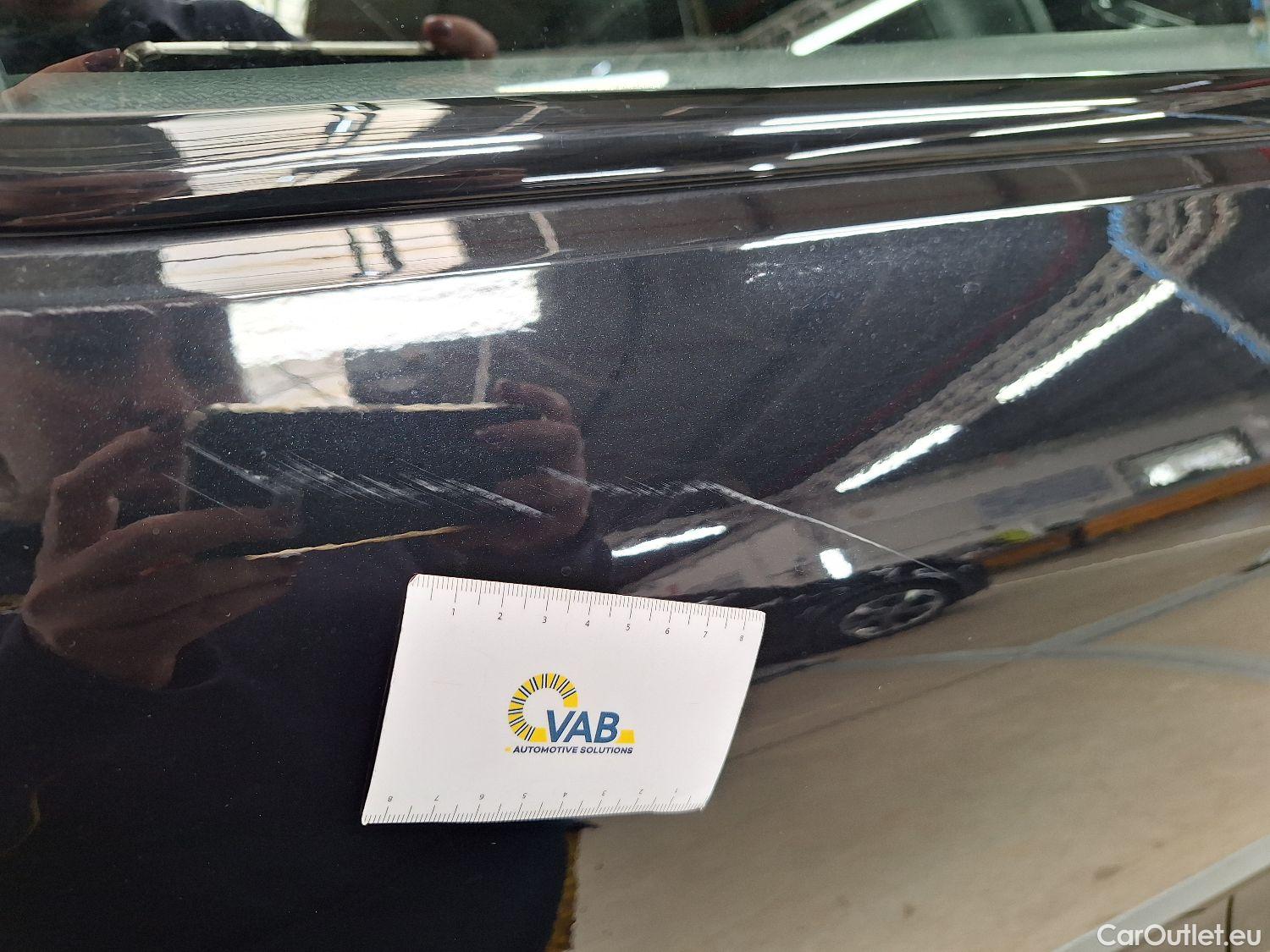  Volvo  XC 40 Volvo, XC40 '17, Volvo XC40 T3 Geartronic R-Design 5d #10