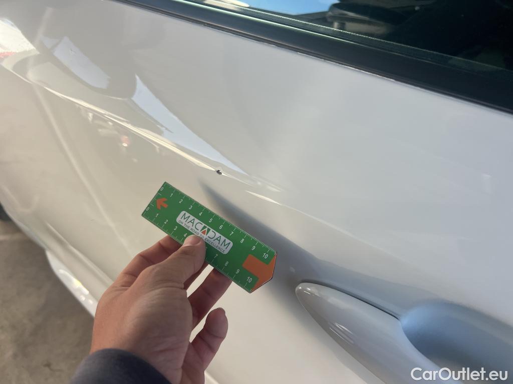  Toyota  Corolla TOYOTA  / 2019 / 5P / familiar 1.8 125H ACTIVE TECH E-CVT TOU SPORT #4