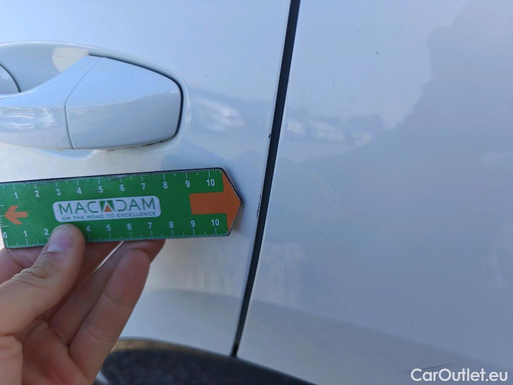  Audi  Q3 AUDI  / 2018 / 5P / todoterreno Advanced 35 TDI 110kW (150CV) S tronic #32