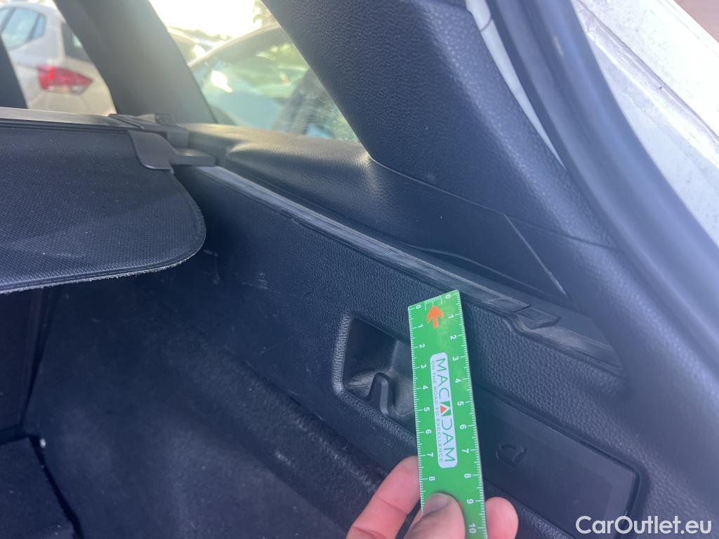  Toyota  Corolla TOYOTA  / 2019 / 5P / familiar 1.8 125H ACTIVE TECH E-CVT TOU SPORT #14