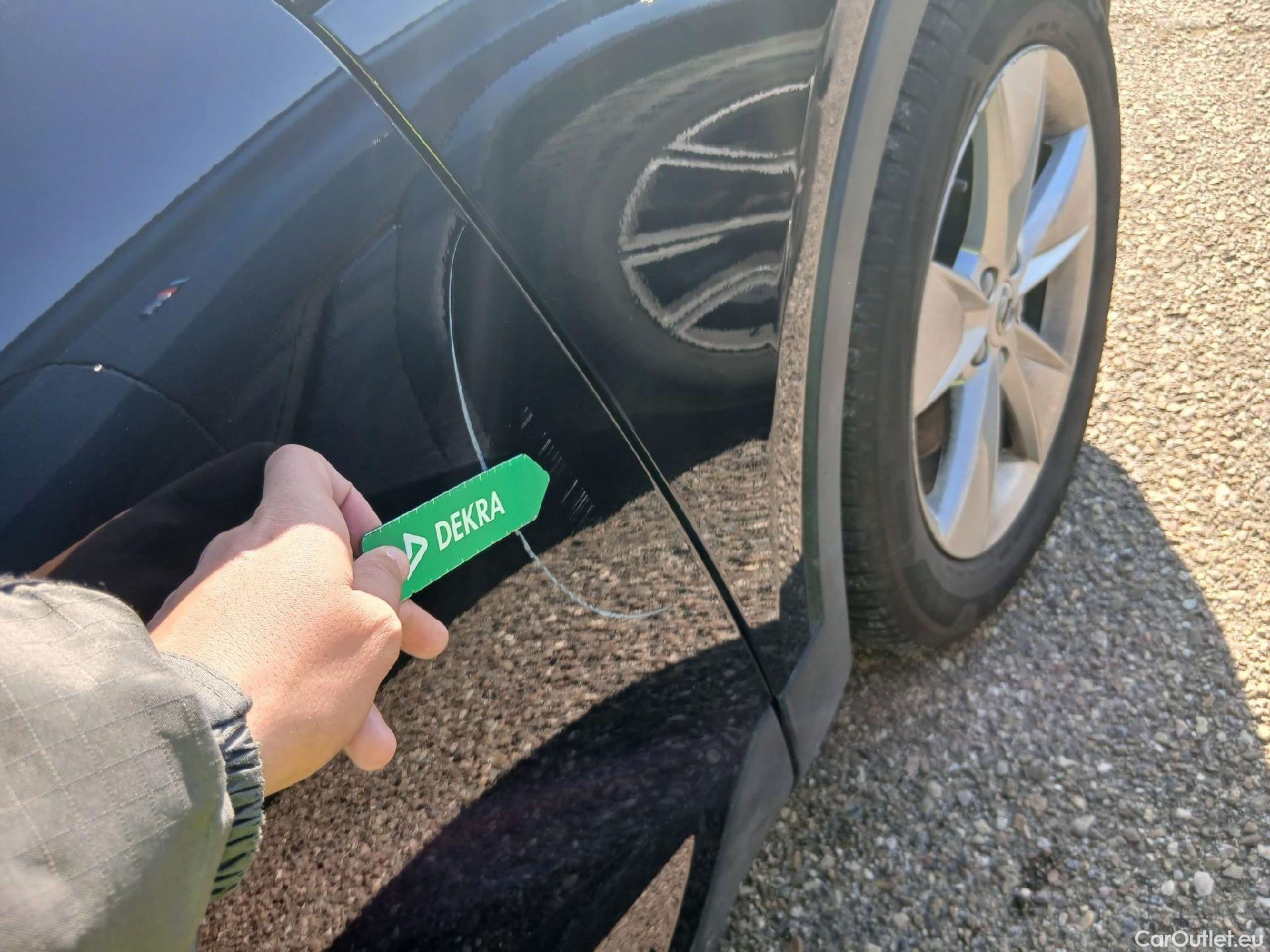  Volvo  XC 40 VOLVO XC40 / 2021 / 5P / todoterreno 2.0 B3 G Core Auto #12