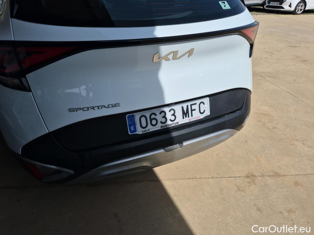  KIA  Sportage KIA  / 2022 / 5P / todoterreno 1.6 T-GDi 110kW (150CV) Concept 4x2 #22