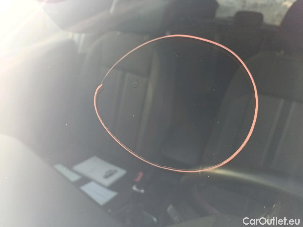  Volkswagen  T-ROC VOLKSWAGEN  / 2017 / 5P / todoterreno Advance 2.0 TDI 85kW (115CV) #2