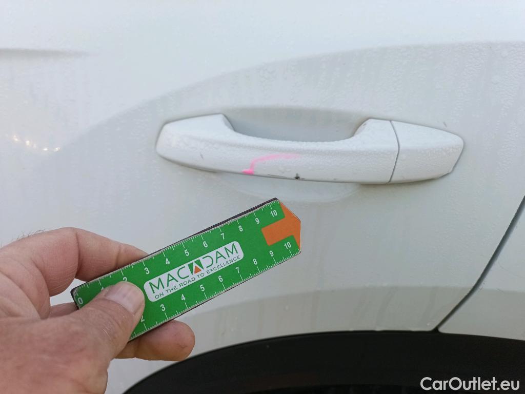  Volkswagen  T-ROC VOLKSWAGEN  / 2017 / 5P / todoterreno Advance 2.0 TDI 85kW (115CV) #16