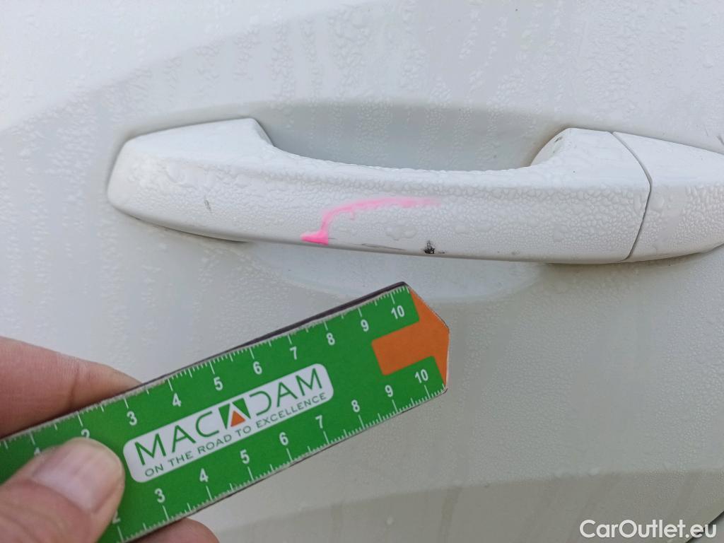  Volkswagen  T-ROC VOLKSWAGEN  / 2017 / 5P / todoterreno Advance 2.0 TDI 85kW (115CV) #17