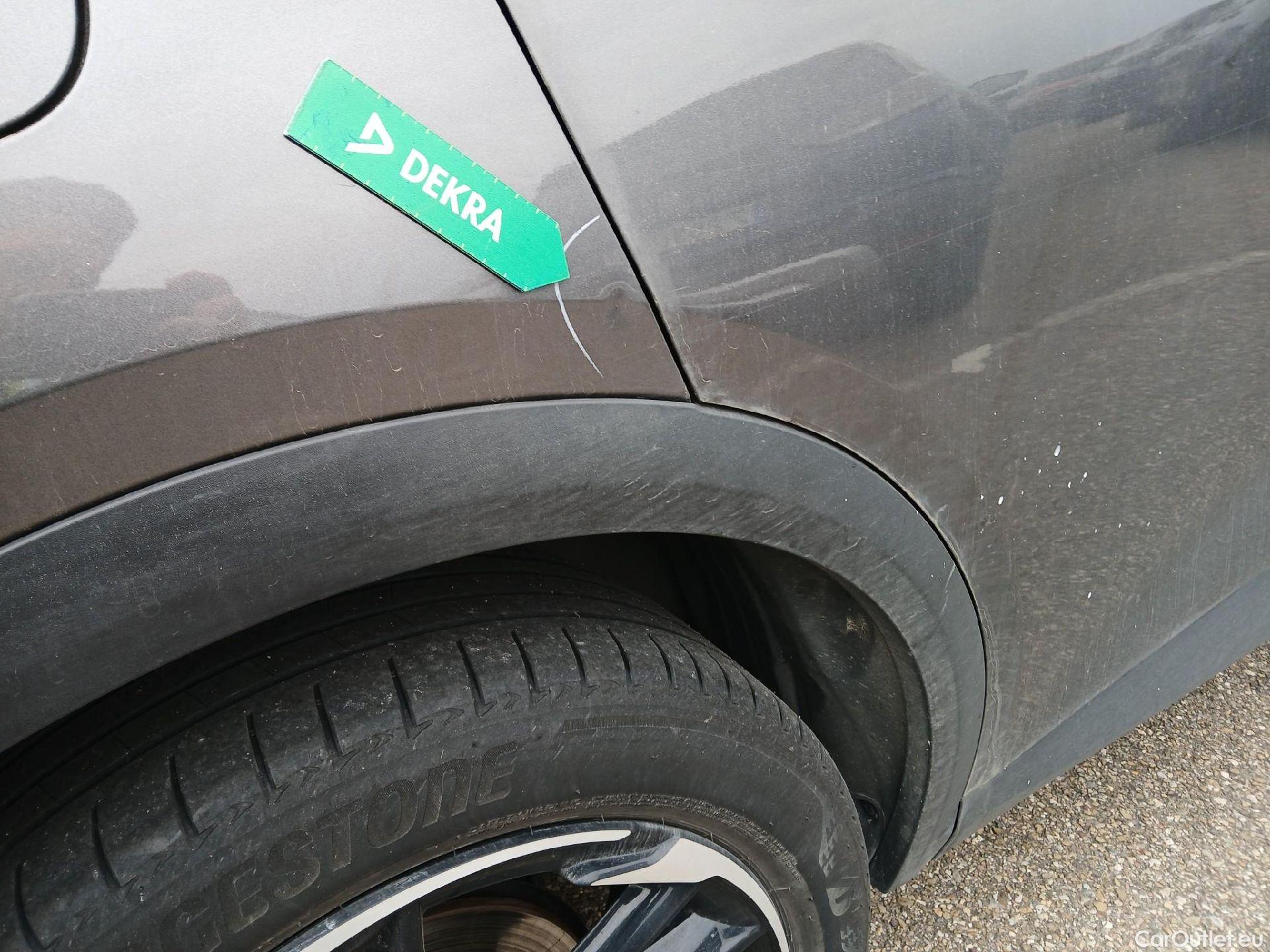  DS  DS7 DS DS 7 Crossback / 2017 / 5P / todoterreno PureTech 132kW (180CV) Auto. PERF.LINE #11