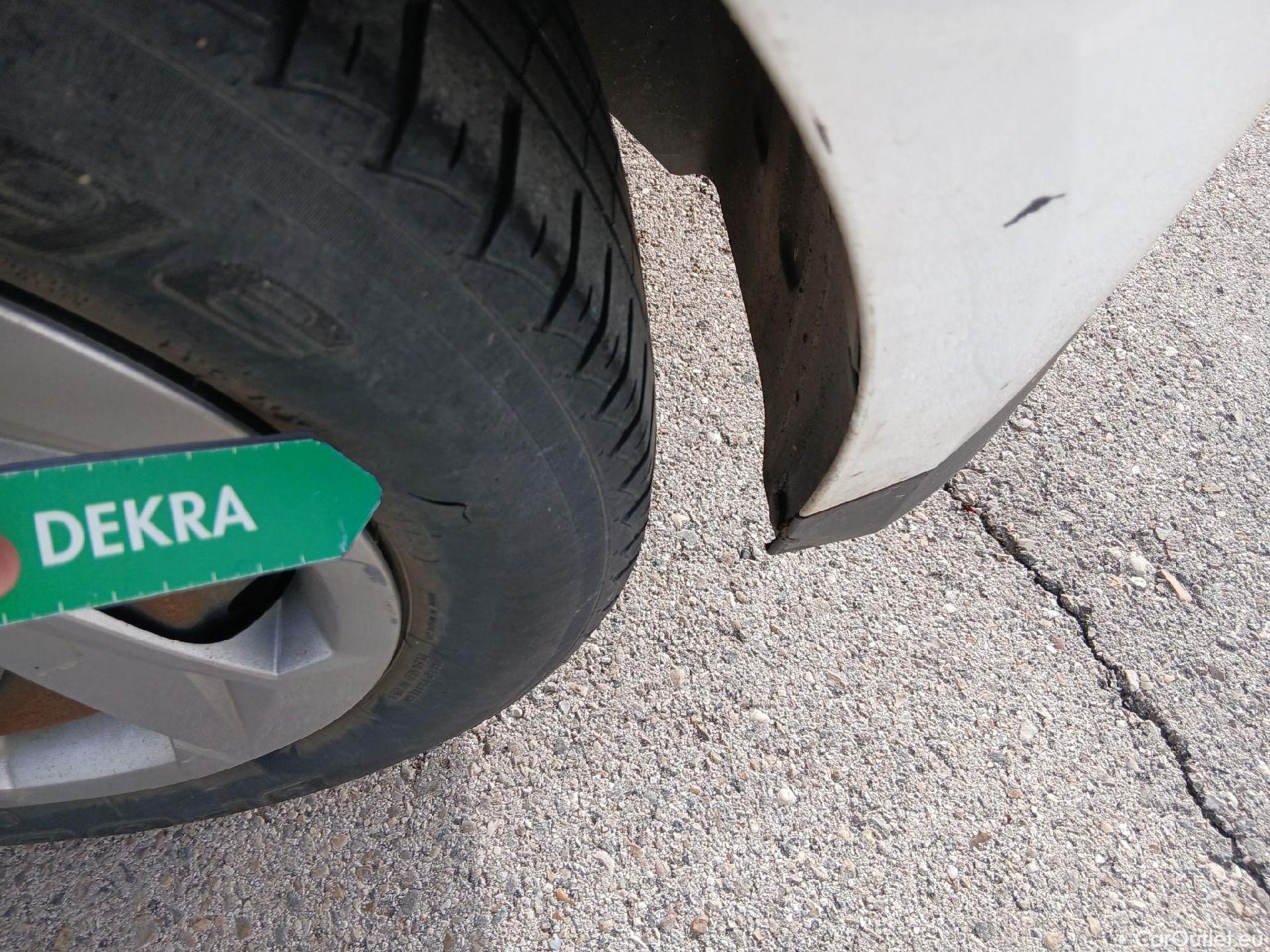  Hyundai  i20 HYUNDAI  / 2020 / 5P / berlina con portón 1.0 TGDI 74kW (100CV) 48V Essence #6