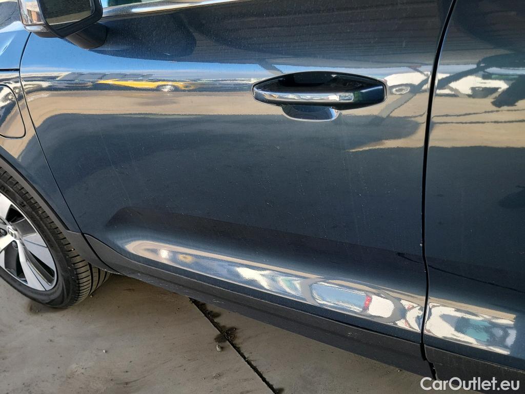  Volvo  XC 40 VOLVO XC40 / 2017 / 5P / todoterreno 1.5 T5 Twin Recharge Inscription Ex Auto #23