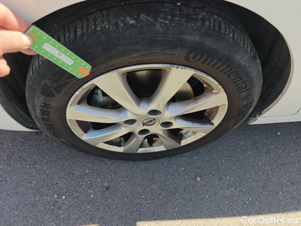  Opel  Corsa OPEL  / 2019 / 5P / berlina con portón 1.2T XHL 74kW (100CV) Elegance (CX) #4