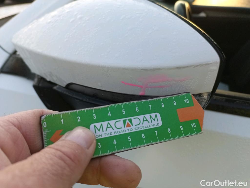  Volkswagen  T-ROC VOLKSWAGEN  / 2017 / 5P / todoterreno Advance 2.0 TDI 85kW (115CV) #19